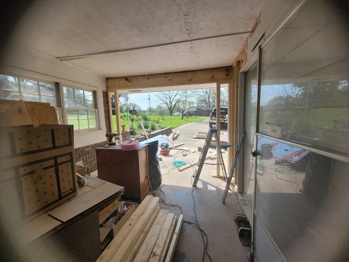 Air movers and dehumidifier for Drying & Dehumidification in New Iberia